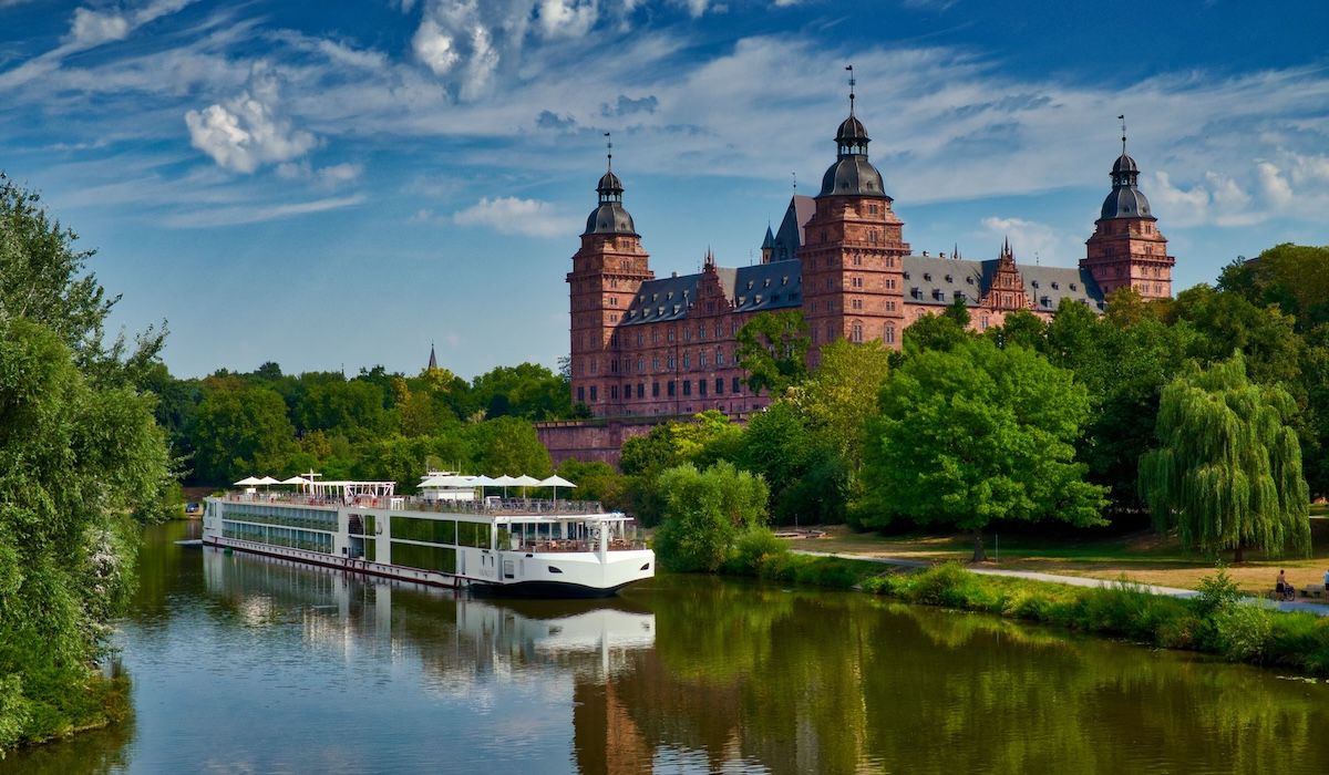 viking longship aschaffenburg germany main river