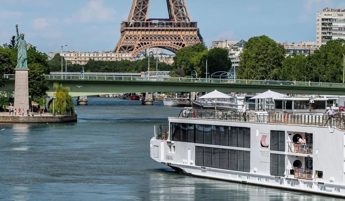 viking nerthus river ship paris france