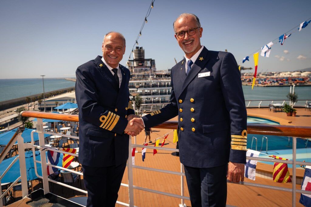holland america grand voyage meetup captains