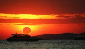 solar eclipse cruise