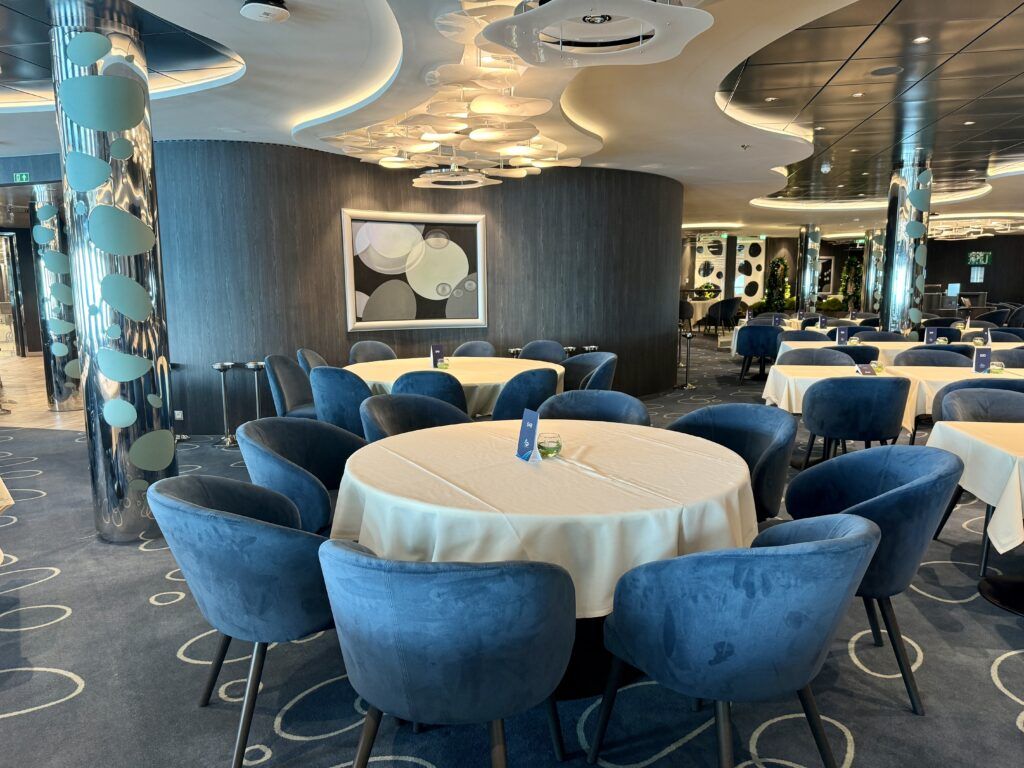 MSC World America restaurants Bubbles Main Dining Room