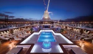 oceania cruises pool deck