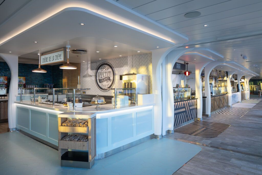 royal caribbean icon of the seas aquadome market