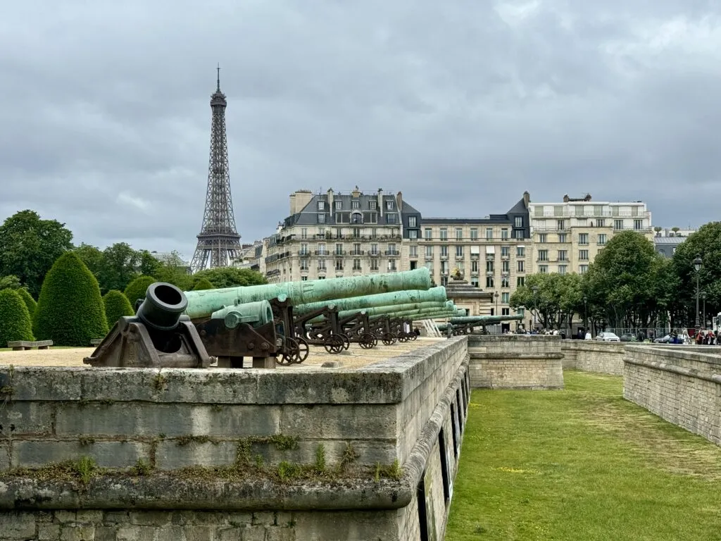 paris cruise port guide