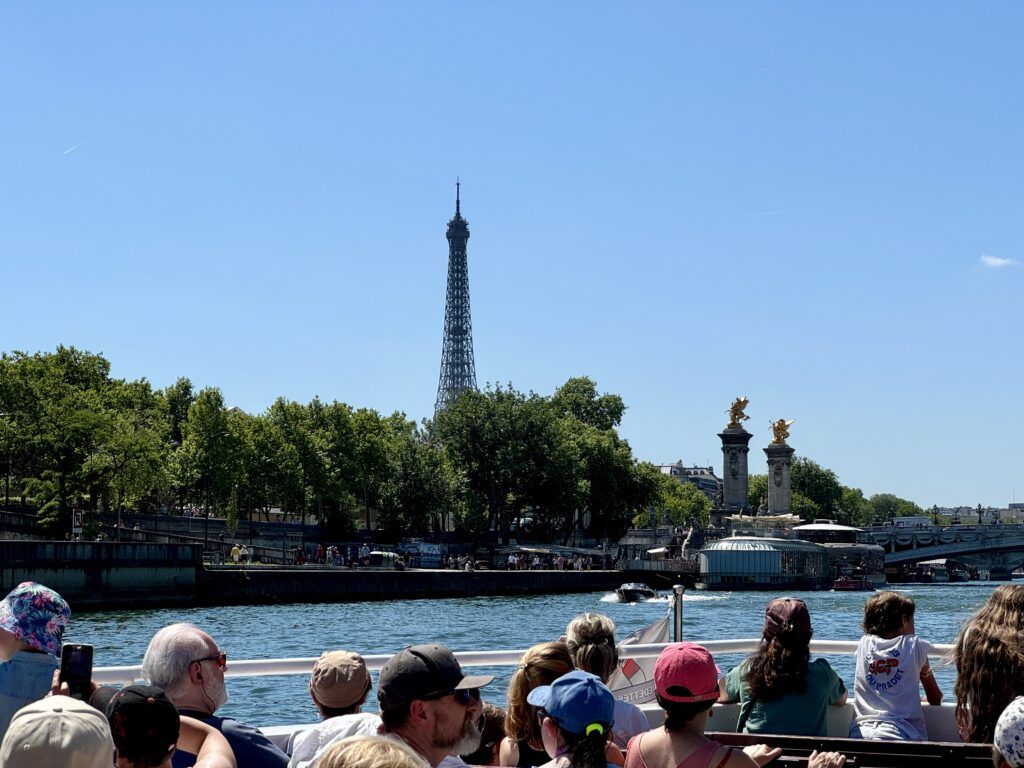 paris cruise port guide