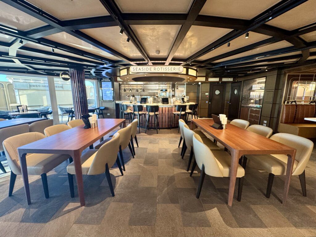 Norwegian Aqua restaurants