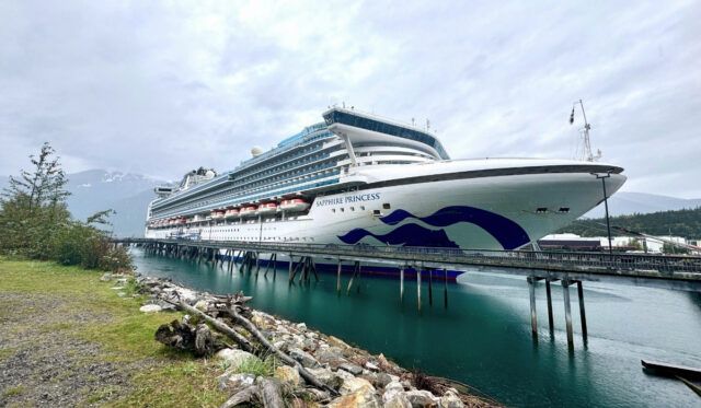 sapphire princess exterior