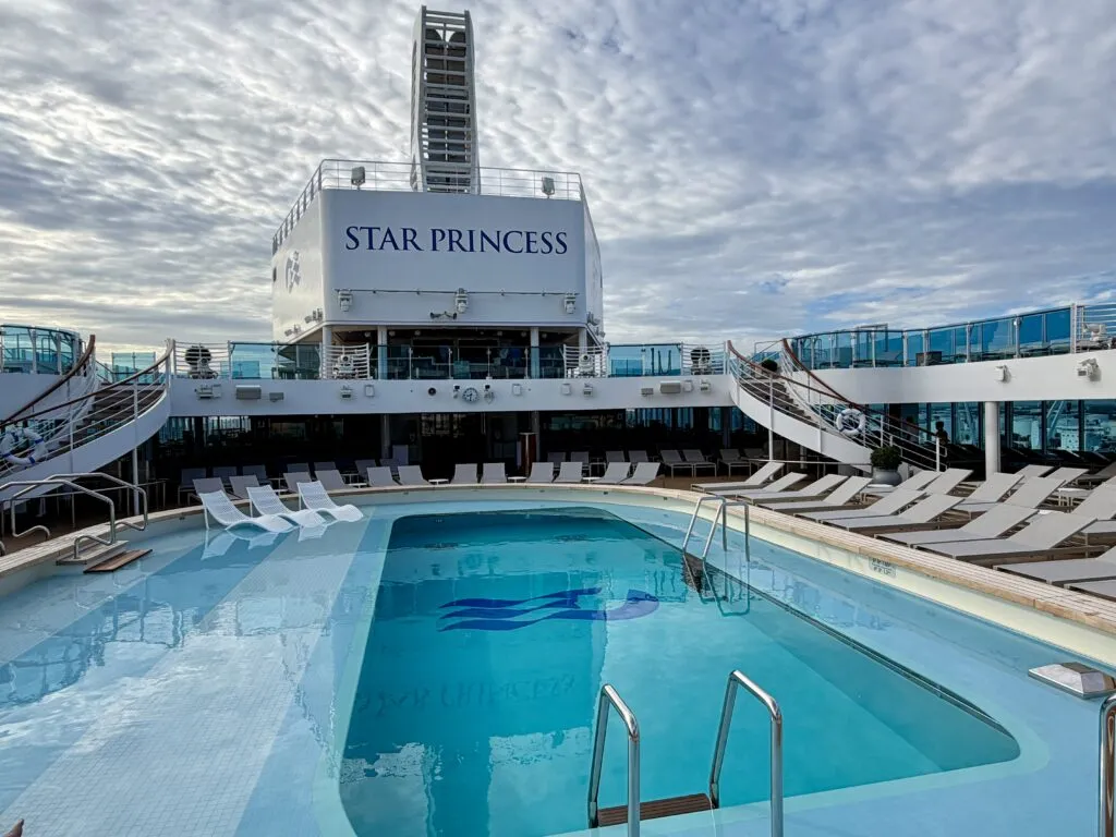 star princess main pool deck
