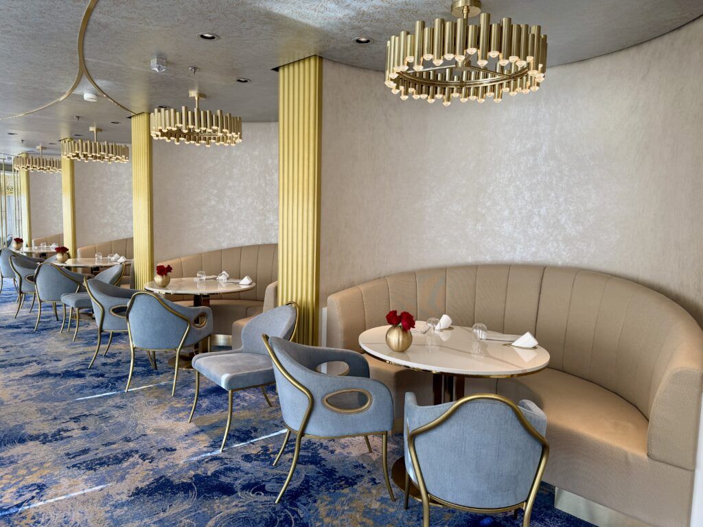 disney destiny enchante restaurant